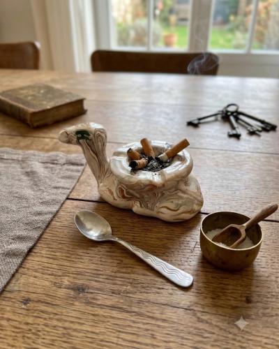 Artisanal Marbled Ceramic Camel Ashtray & Decorative Tray
