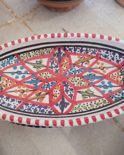 Handcrafted Oval Ceramic Platter – Red Geometric Pattern