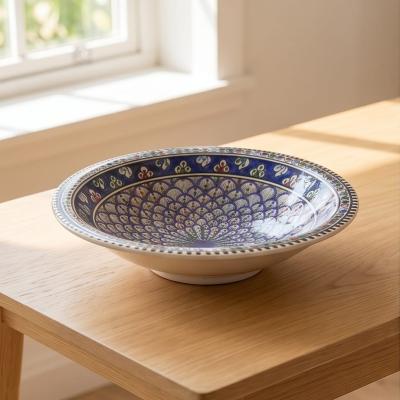 Grand plat creux en céramique tunisienne décorée à la main