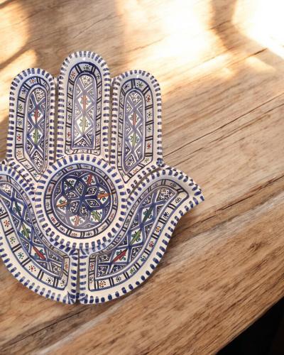 Plateau apéritif Khamsa en céramique